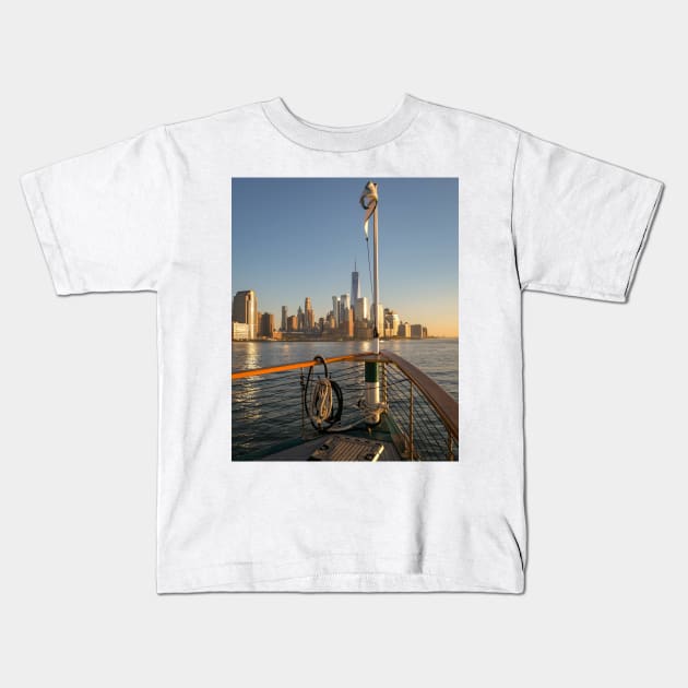 New York Yacht Kids T-Shirt by igjustin